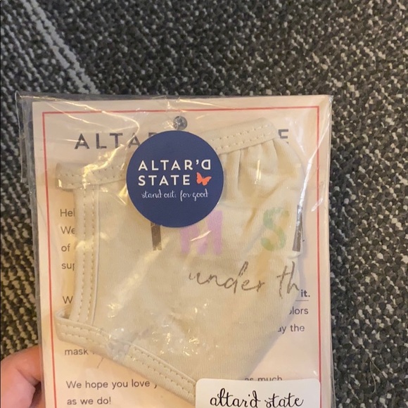Altar'd State Accessories - 🆕 I’M SMILING Face Mask